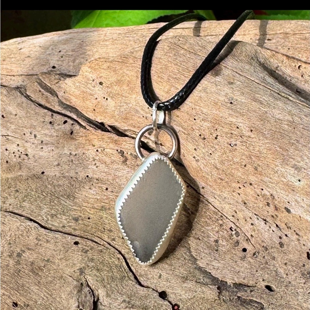 Grey Sea glass Handmade 995 silver soldered necklace beach boho - Picture 3 of 7